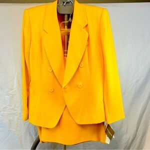Two piece Jones New York Suit